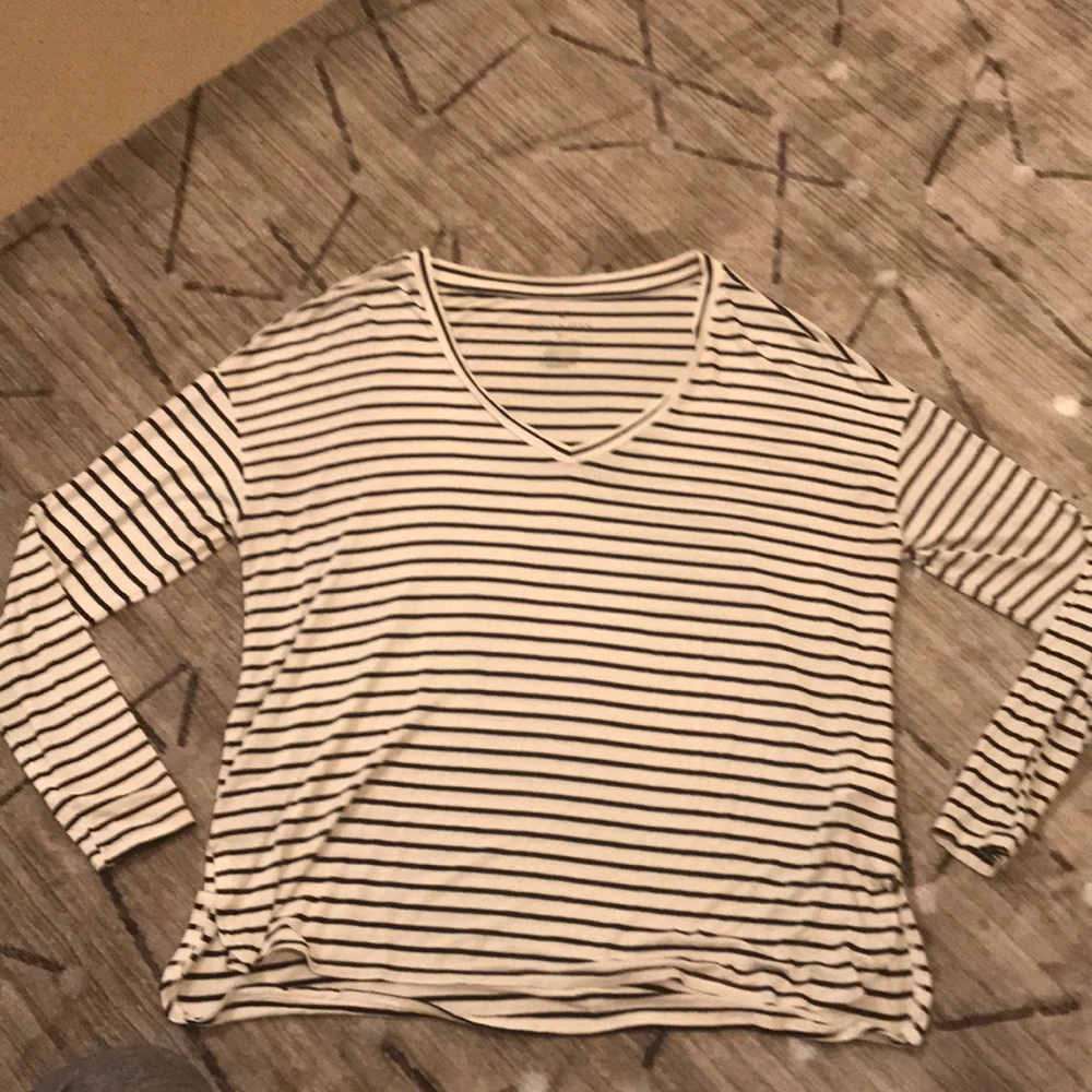 3/4 sleeve shirt